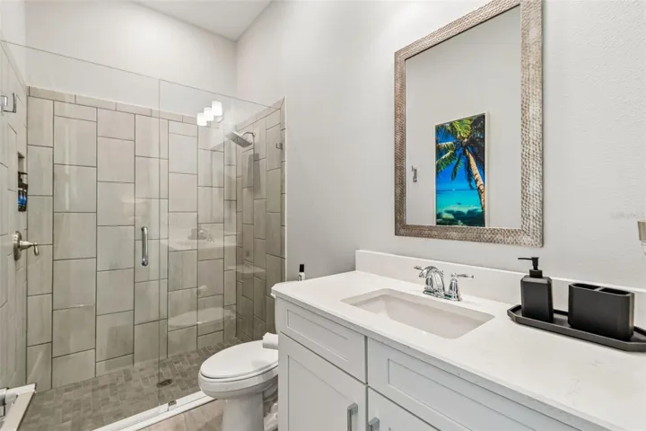 Jr Ensuite Shower