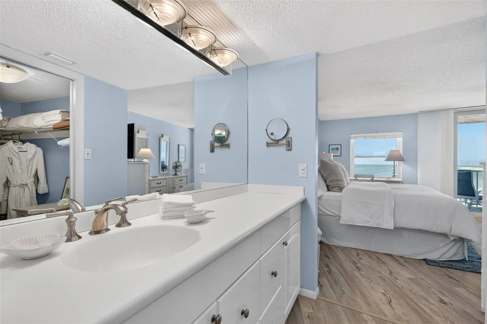 6300 Midnight Pass Rd, unit 1005