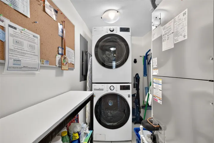 6300 Midnight Pass Rd, unit 1005