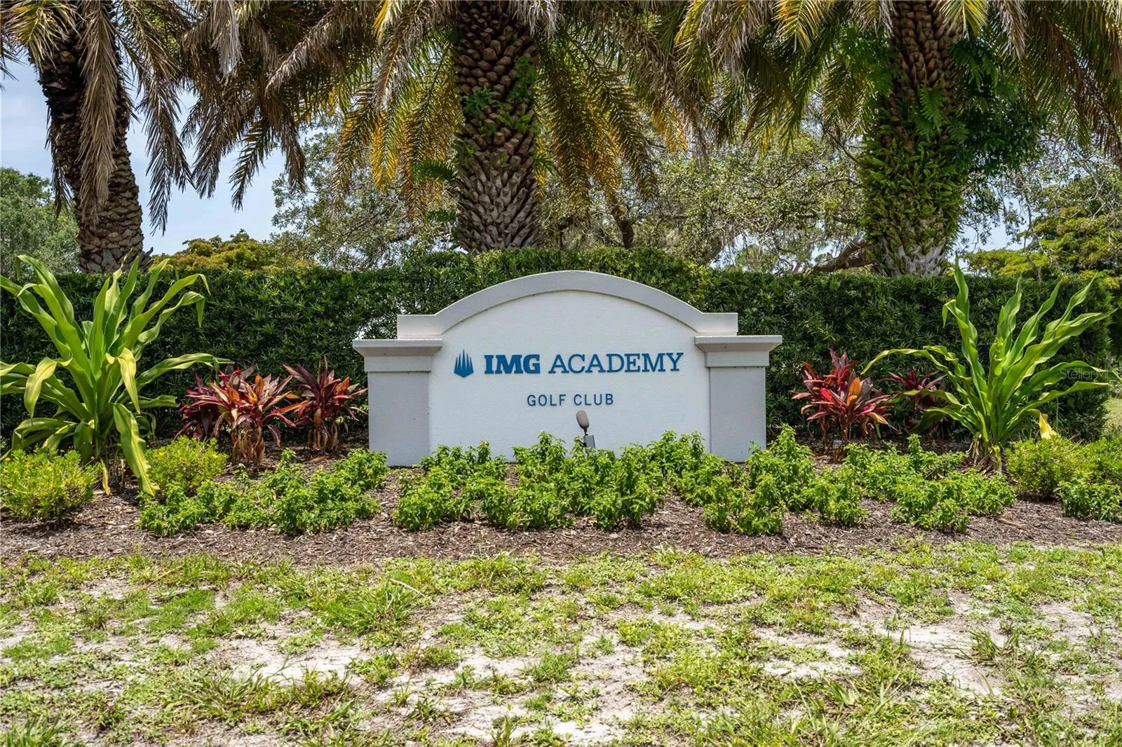 Located on IMG golf course