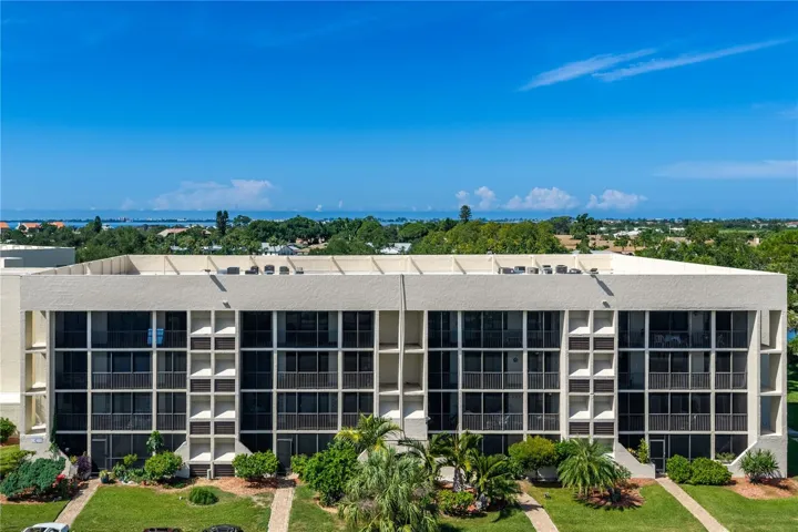 Condo located directly on 9th hole of IMG golf course