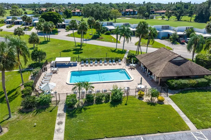 Community pool