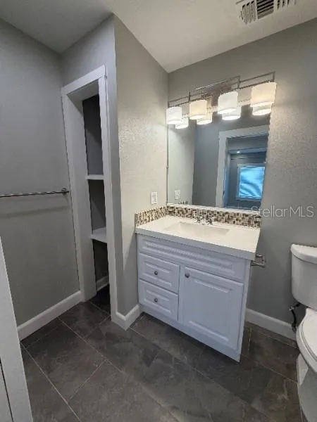 MSTR BATH