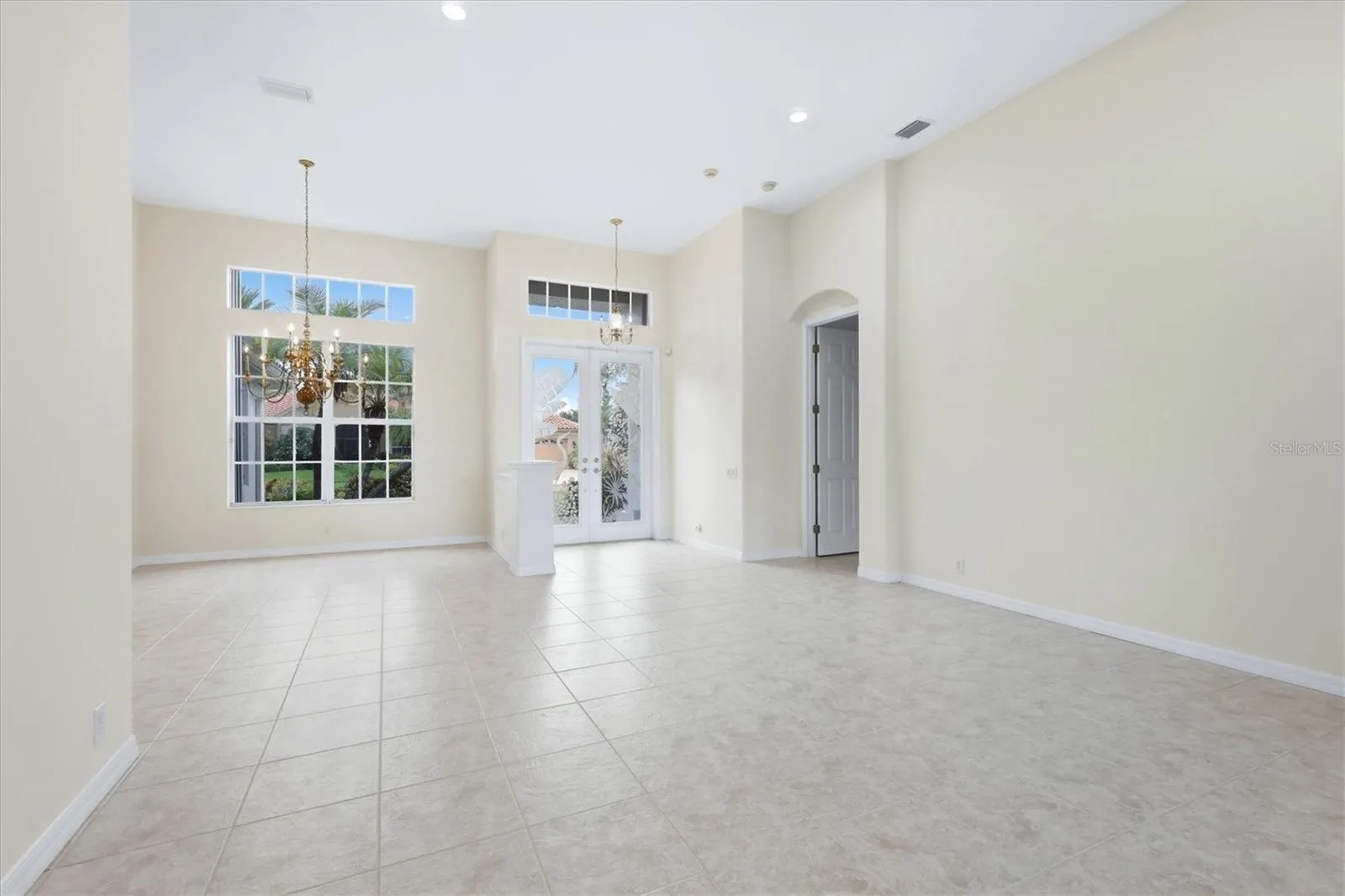 Front Entry / Formal Dining / Door to Primary Room