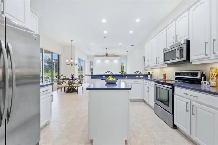 Lots of cabinets + kitchen island