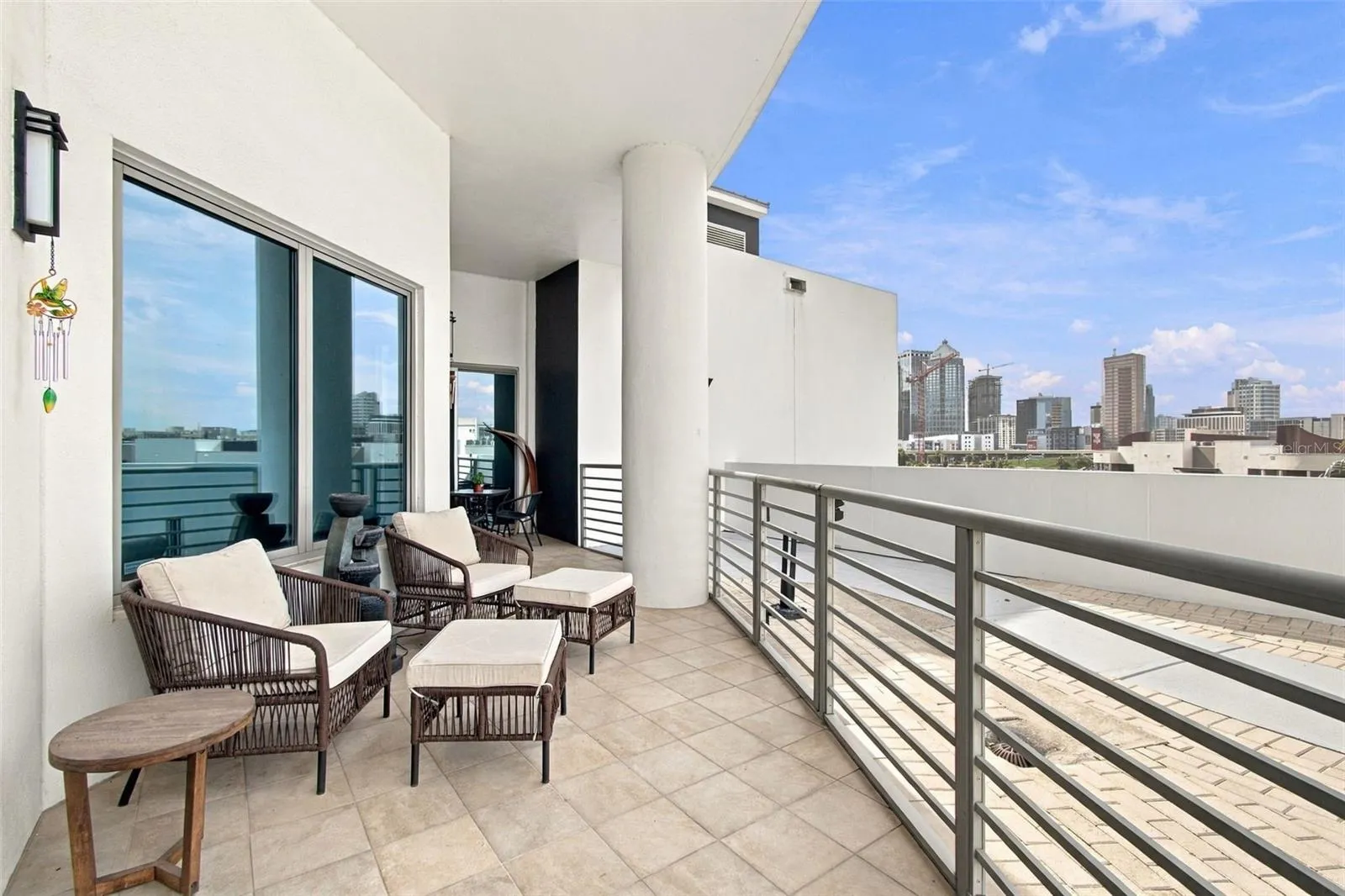 Beautiful 278 sq ft Terrace with city view