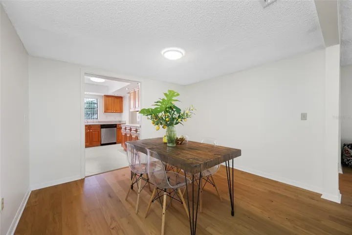 Large dining area off the kitchen and living room