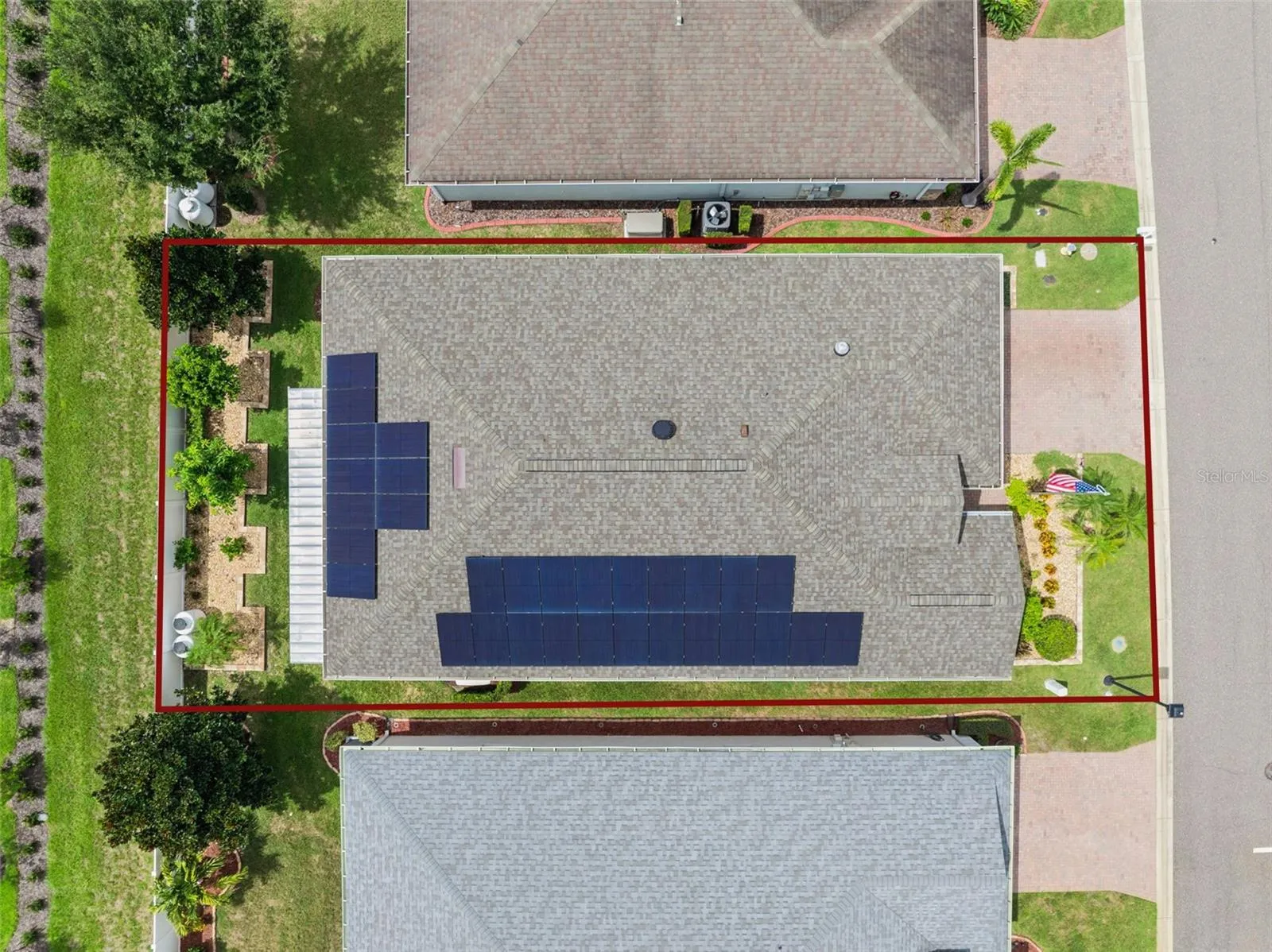Energy-efficient features include solar panels with a monthly solar expense of approximately $209