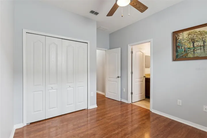 Junior Bedroom Suite with Ensuite Bathroom