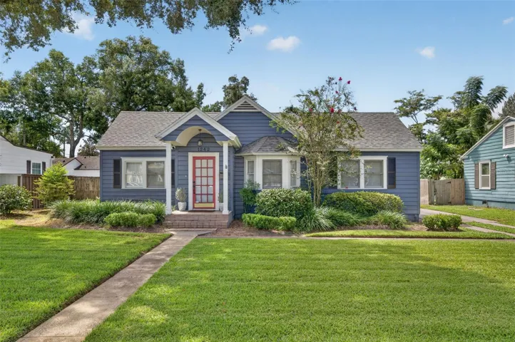 Welcome home to 1242 E. Ridgewood Street!