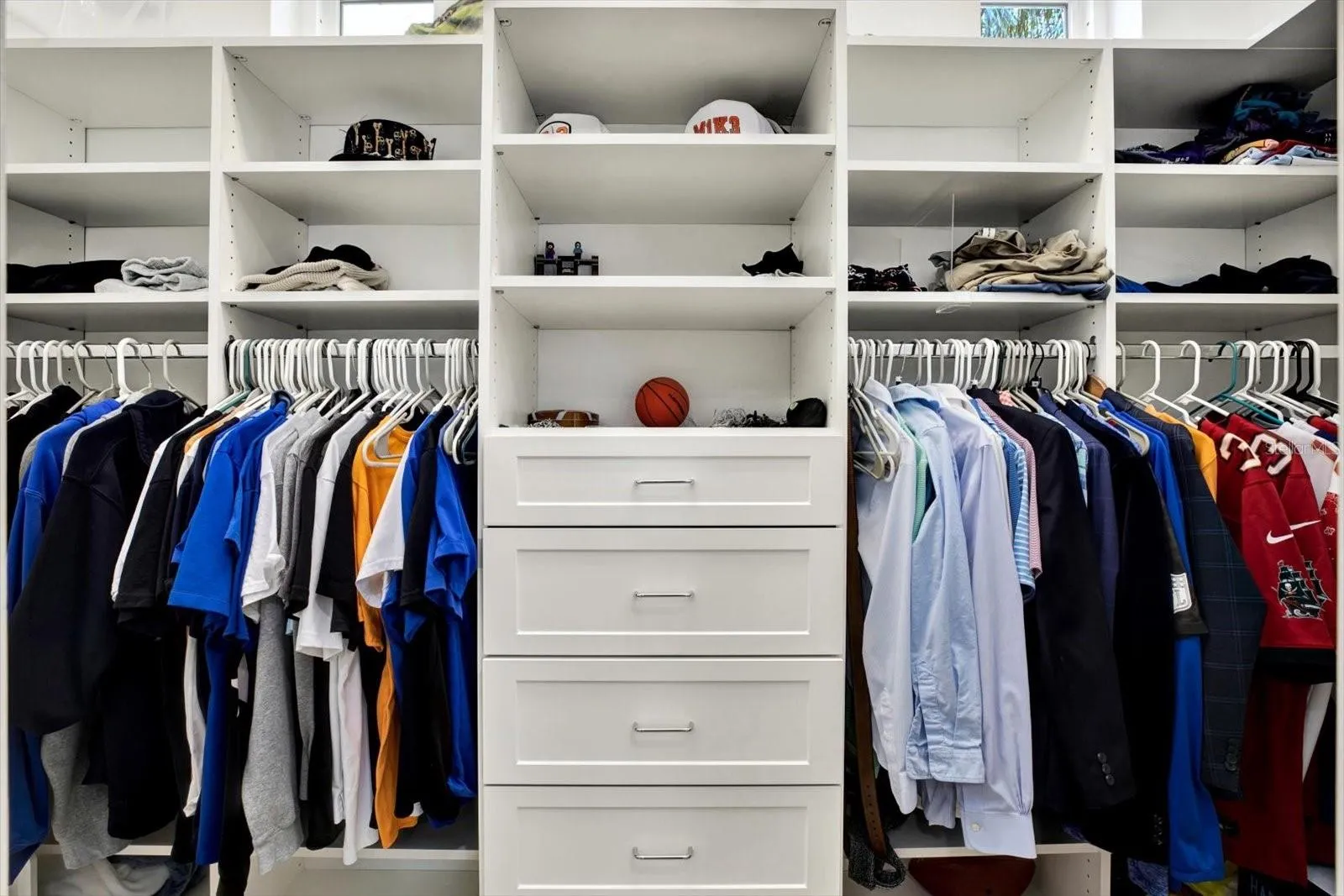 Guest Bedroom 2 walk-in closet