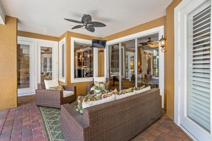 Paved Lanai, covered area