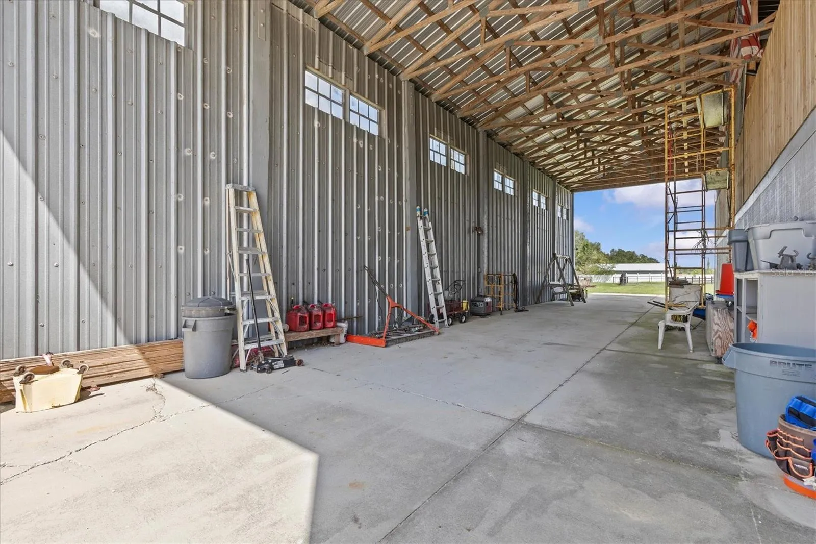 RV Barn