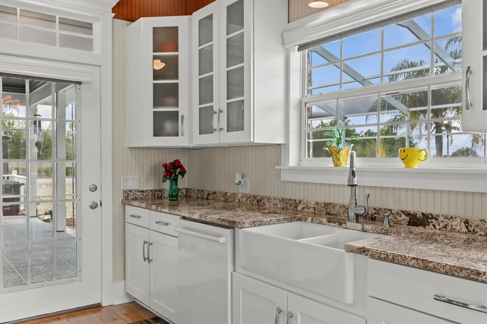 White Kitchen