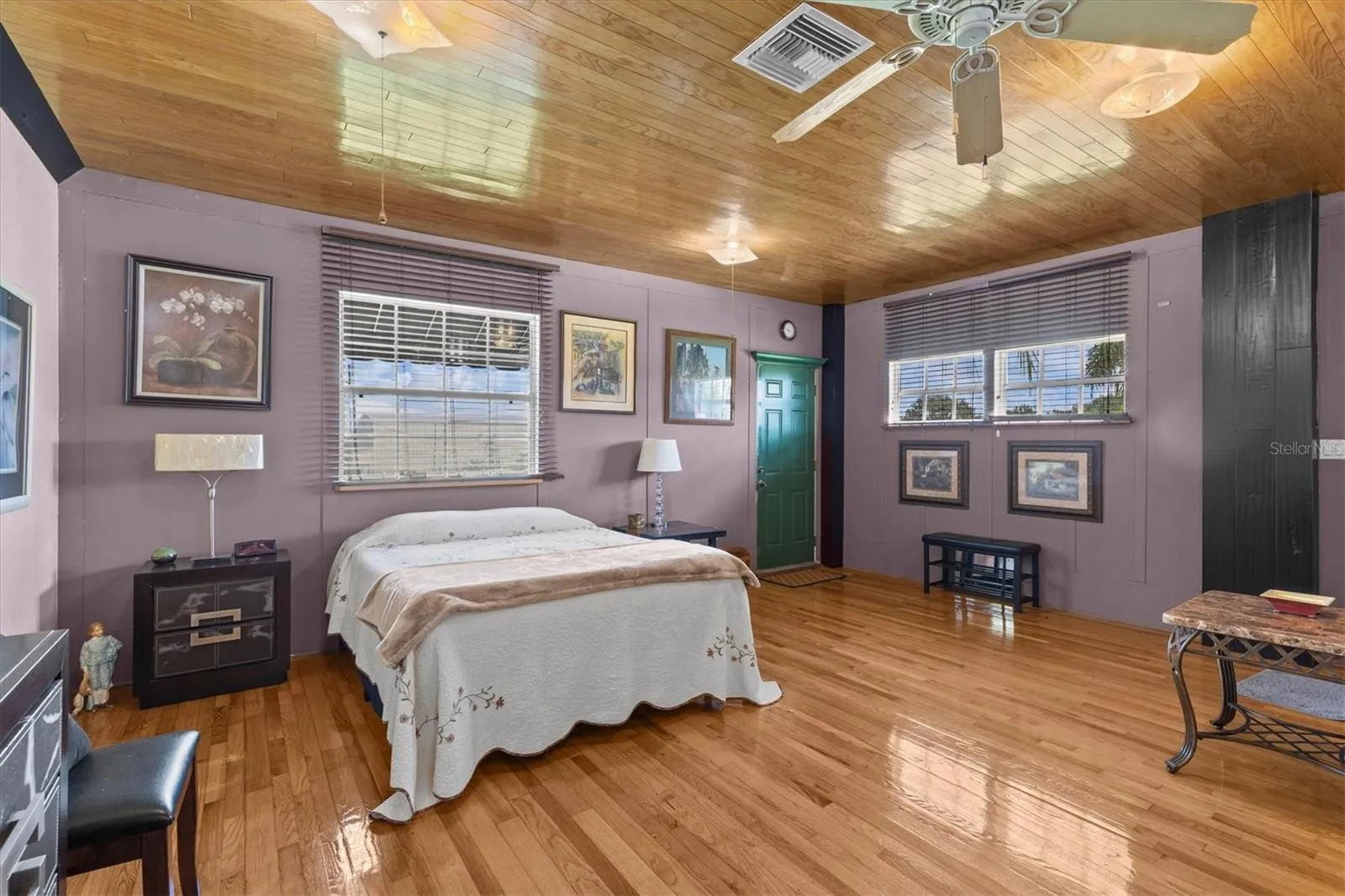 Studio Apartment - Sleeping Area