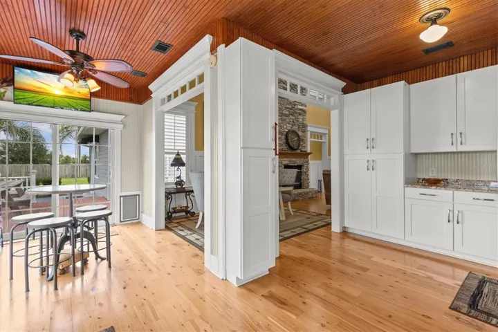 Built in Pantry