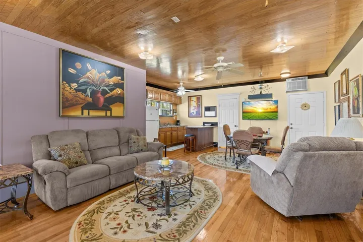 Furnished Studio Apartment