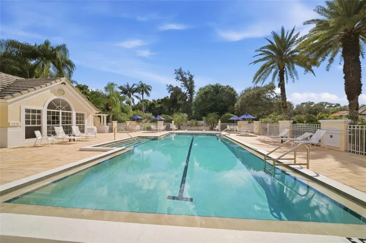 Lennox and Landsdowne  Pool