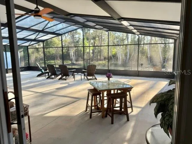 Entertaining area