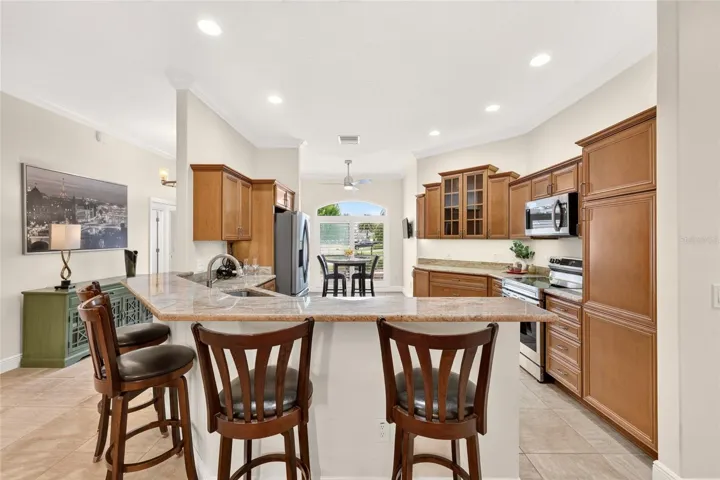 Cabinets with Pullouts & Pot Drawers