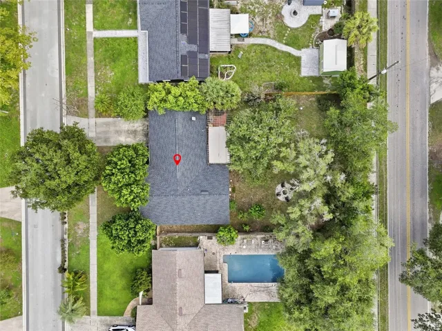 An overhead view places 4542 Flagg St and its outdoor spaces in context.