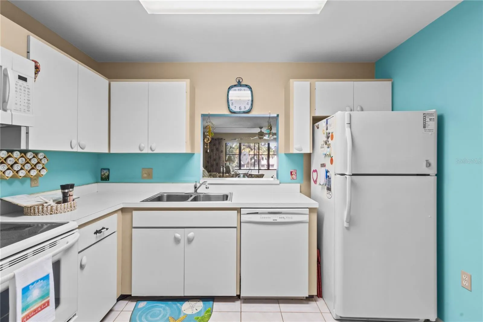 Eat In Kitchen