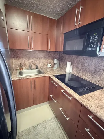cooktop and microwave included