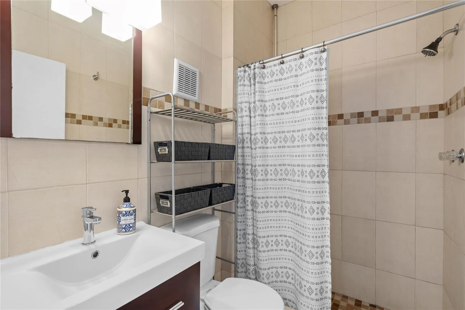 Bathroom Bathroom