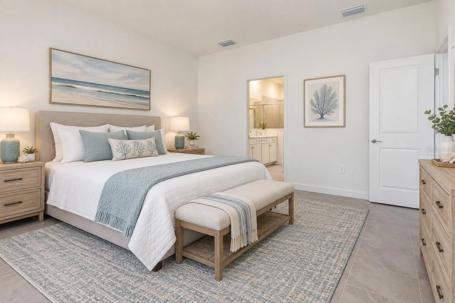 Owner's suite virtually staged