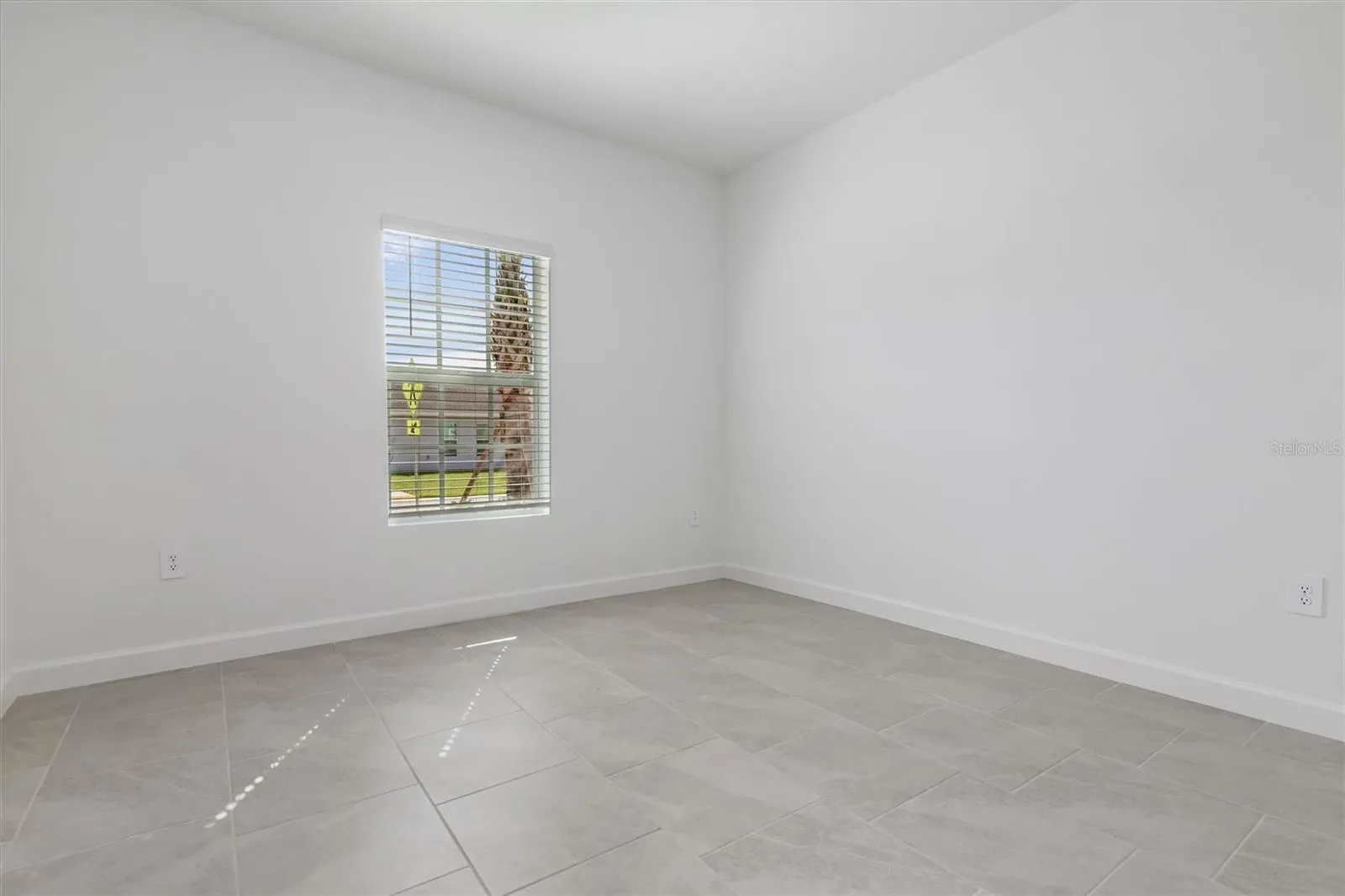 Front guest room