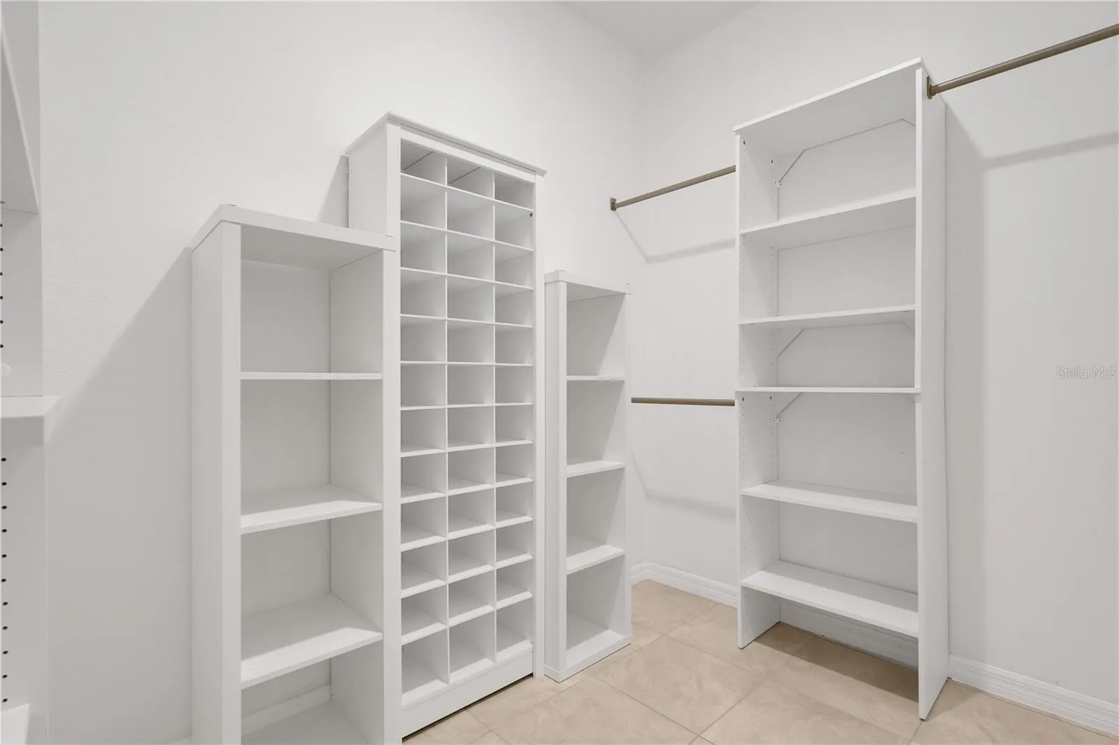 walking closet