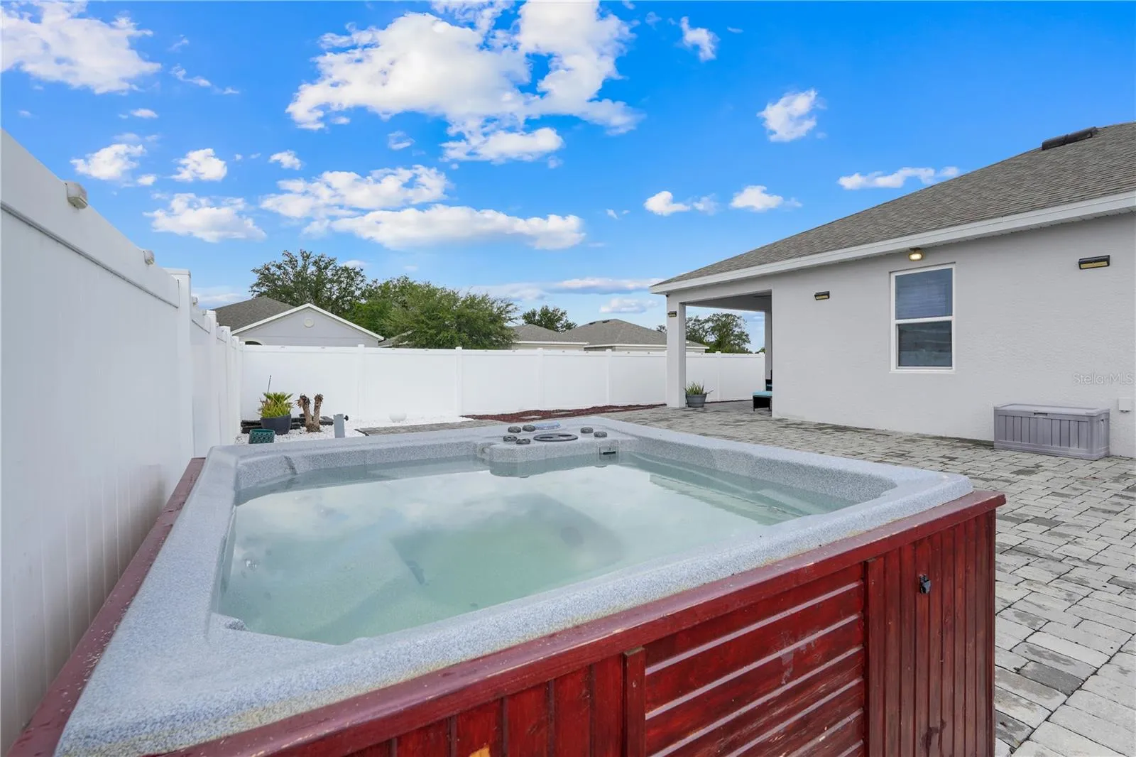 Jacuzzi included.