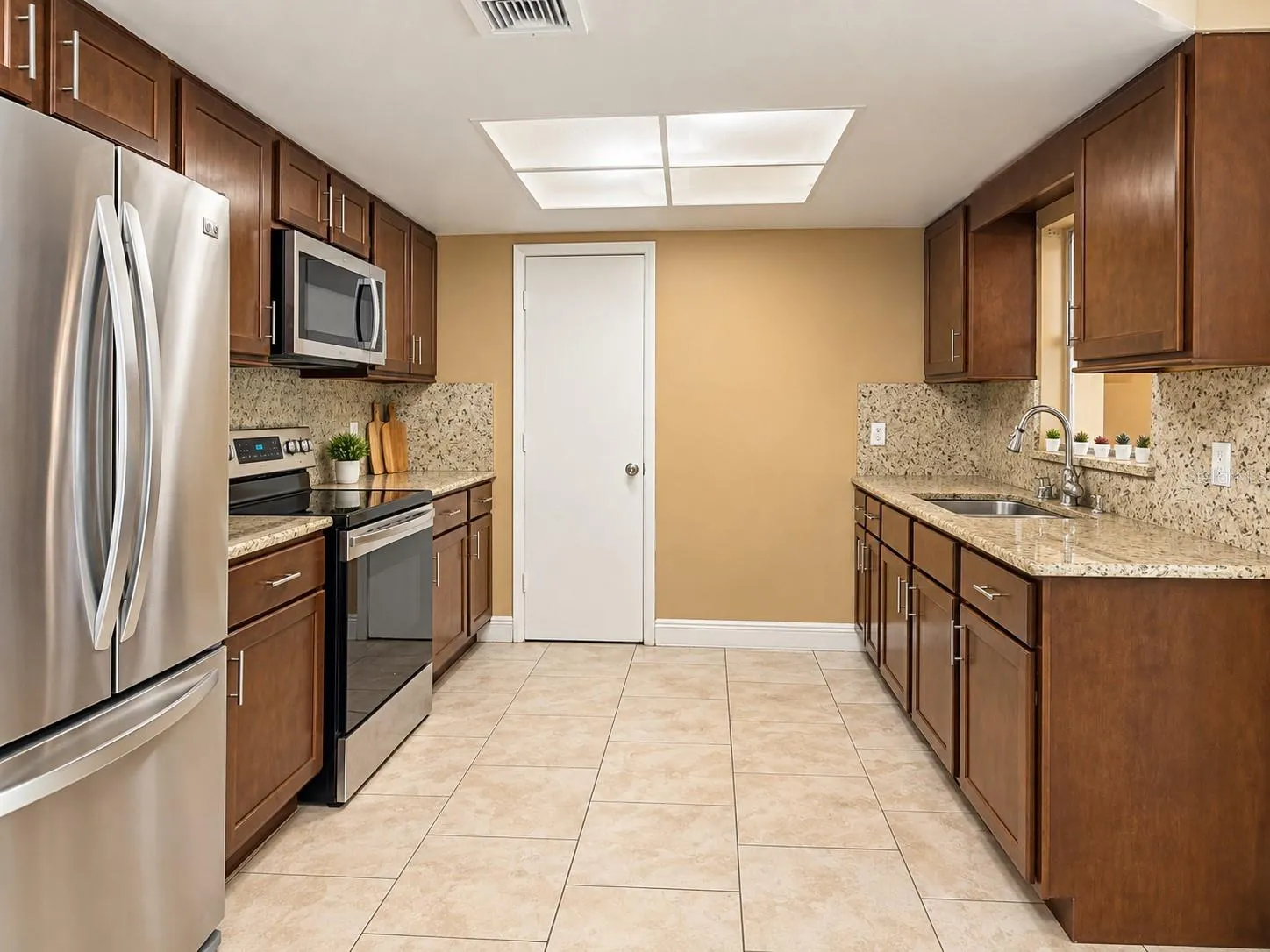 The heart of the home    KITCHEN!