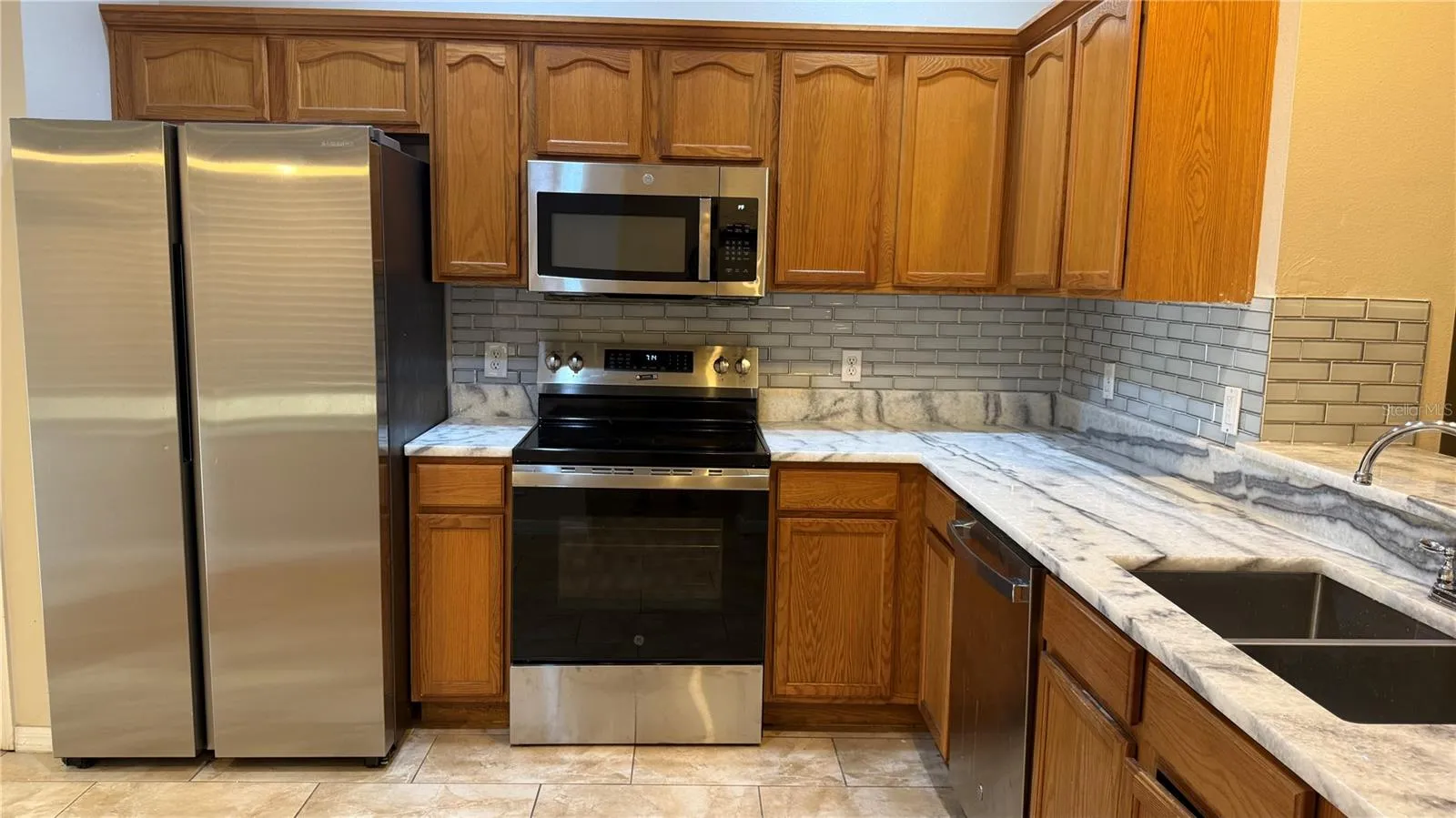 Just Remodeled Kitchen -- Gorgeous!