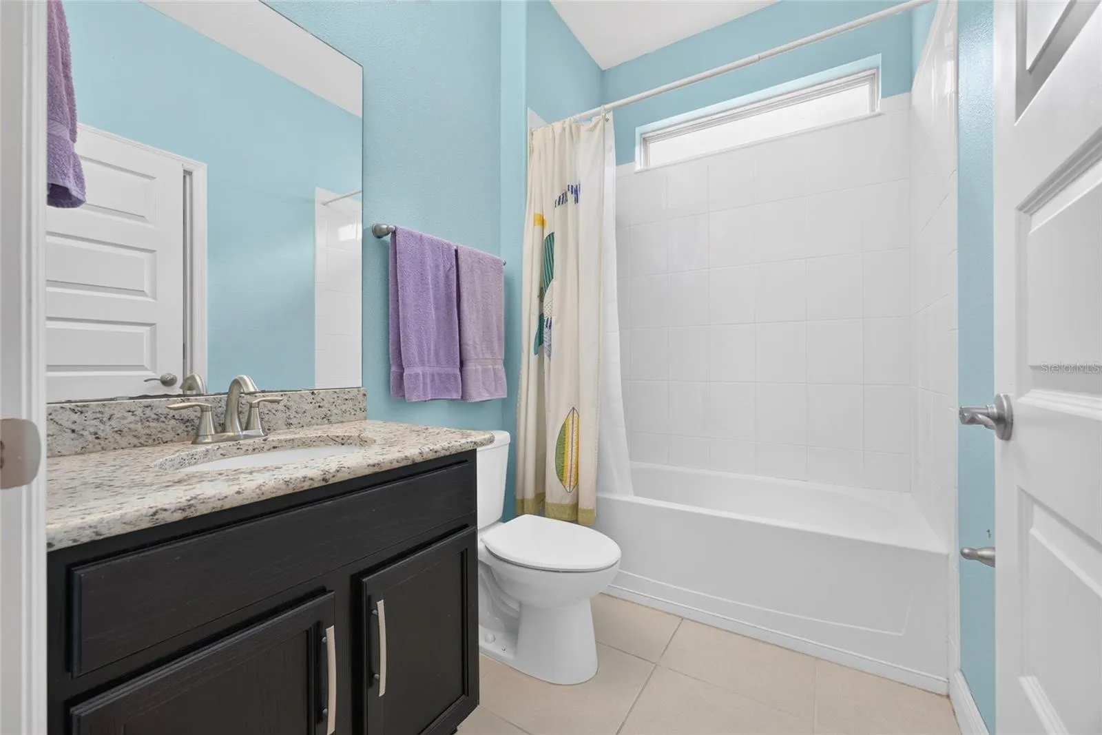 Front (1st) Bath with Private Bedroom Entry