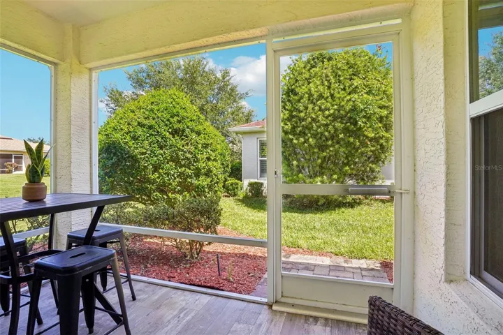 Screened-In Porch