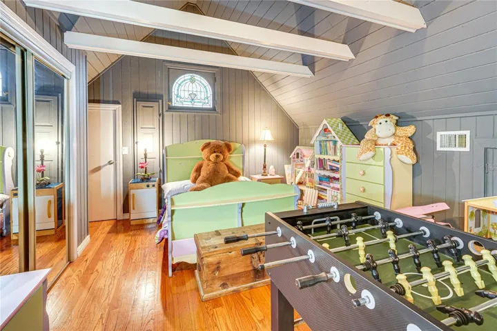 Upper-Level Bonus and Recreation Room