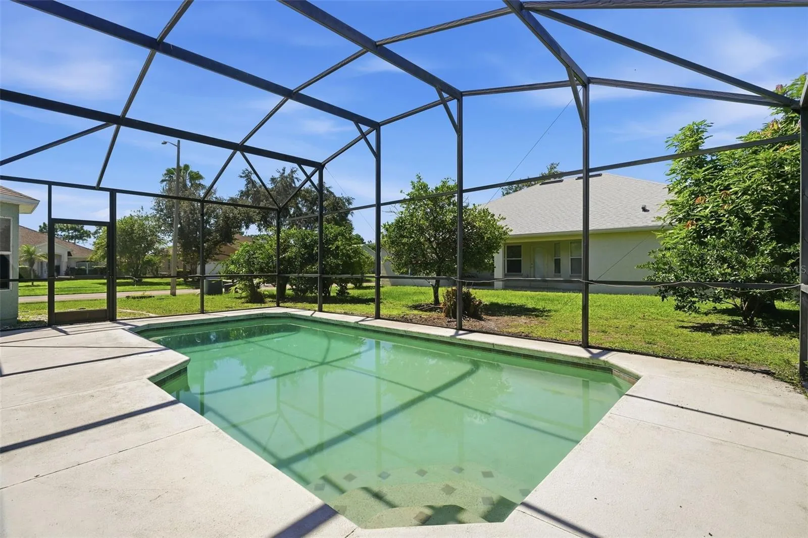 Screened Pool