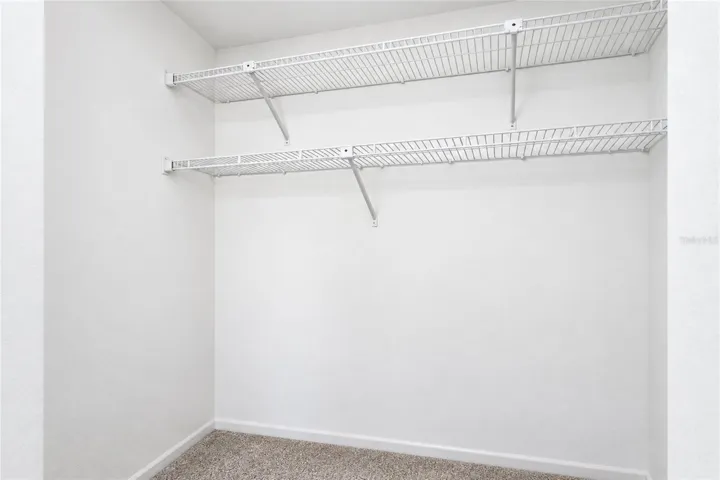 Master bedroom walkin closet.