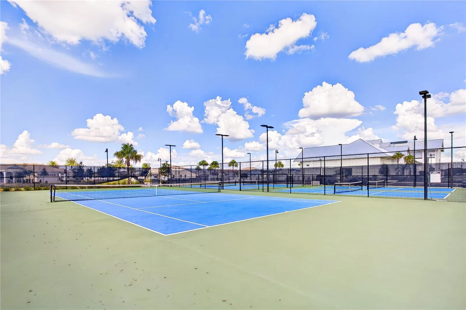 PICKELBALL, TENNIS