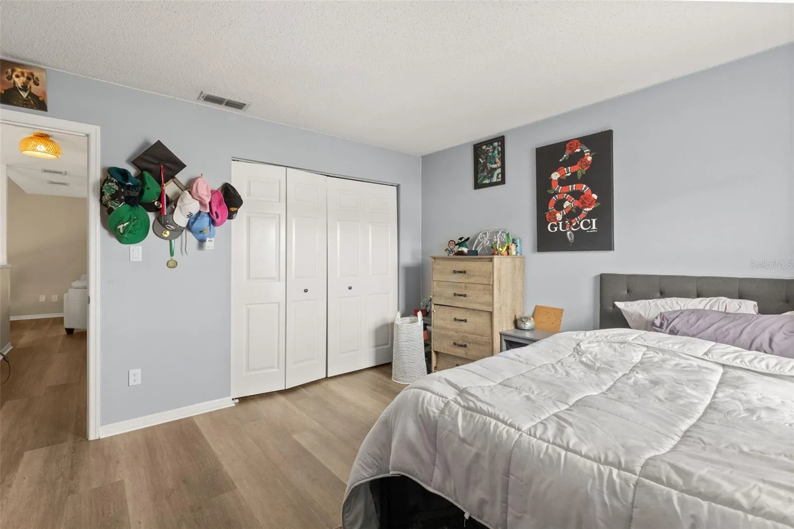 UPSTAIRS BEDROOM 2