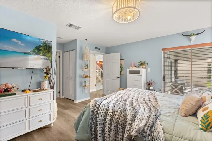 1st FLOOR - PRIMARY BEDROOM