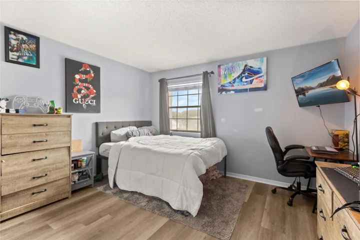 UPSTAIRS BEDROOM 2