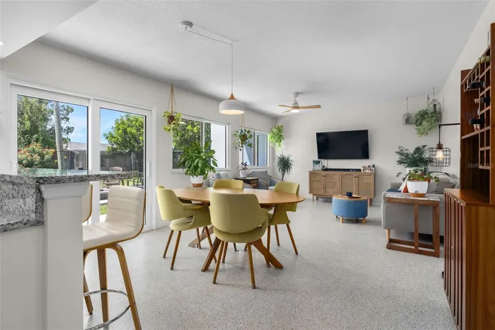 Dining/Living