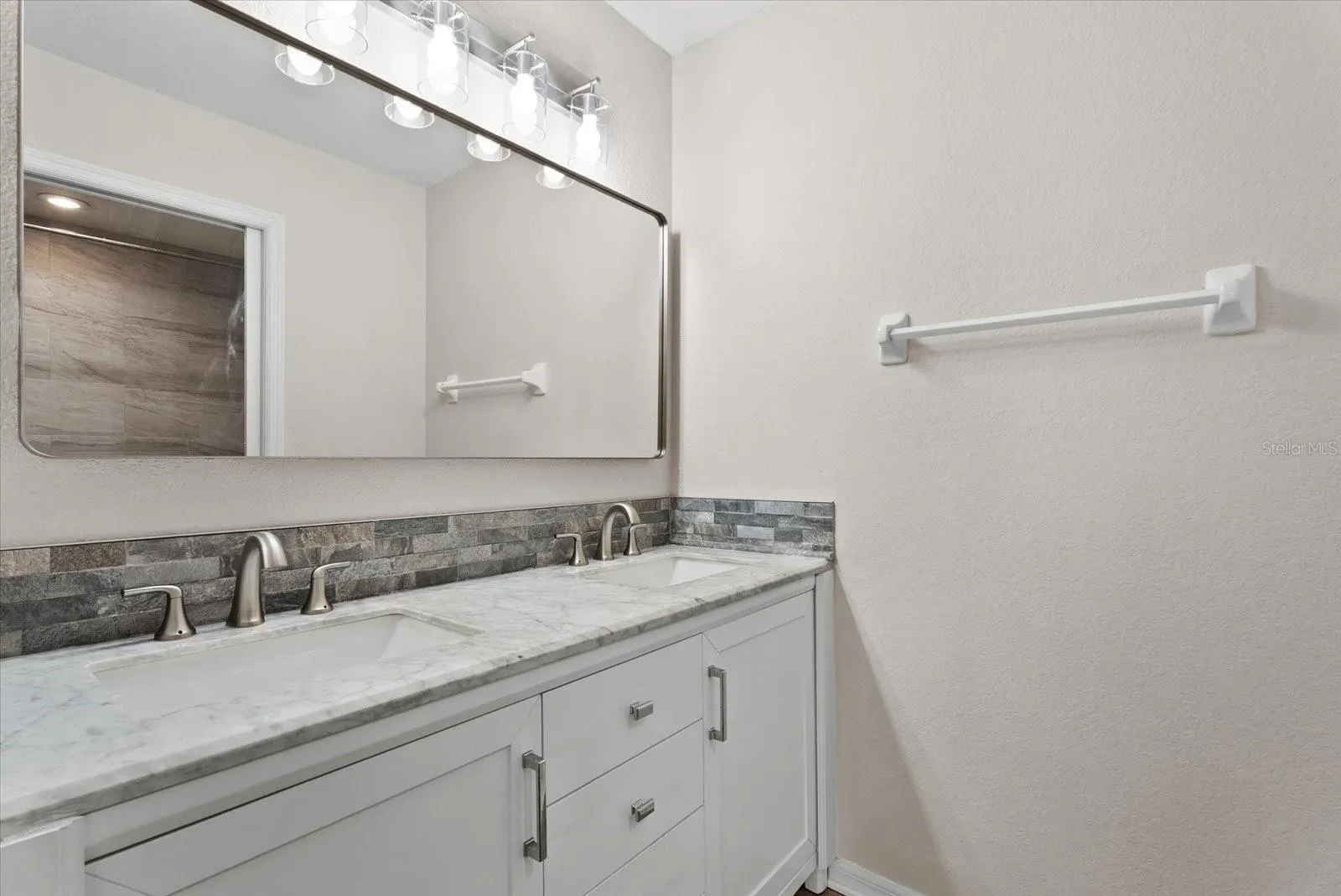 Ensuite master bath