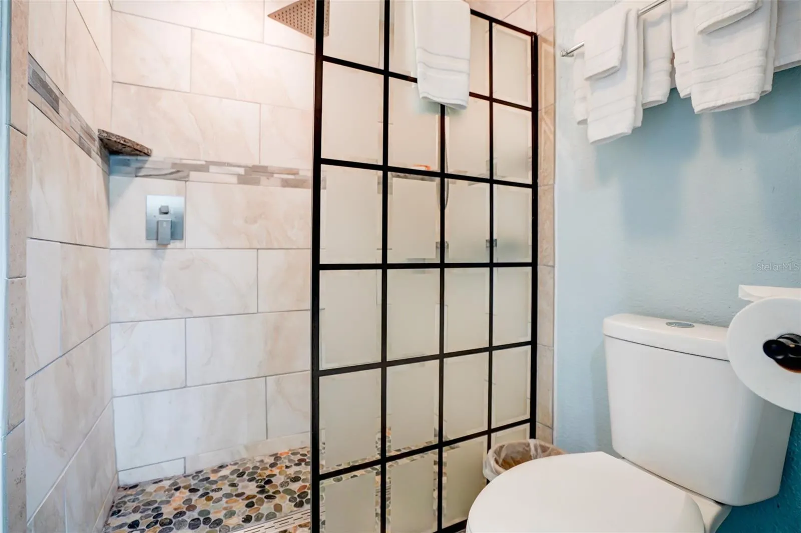 Unit 2 bathroom