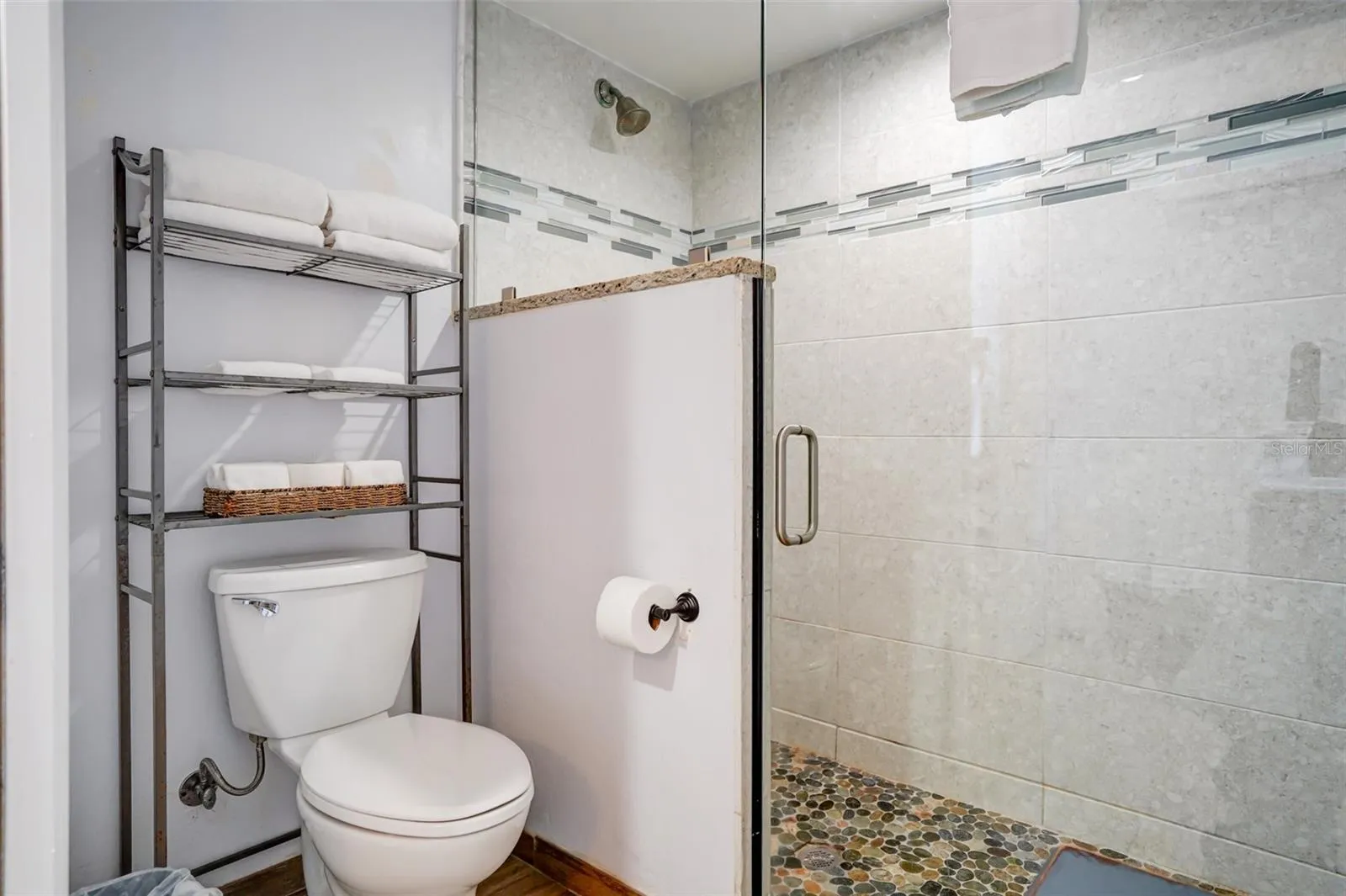 Unit 11 Bathroom
