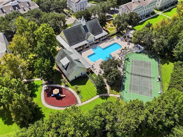 Walking distance to clubhouse.