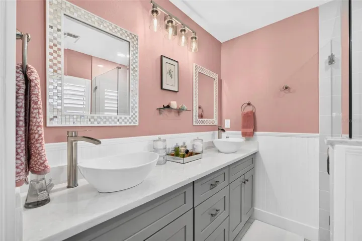 Primary Ensuite Bath