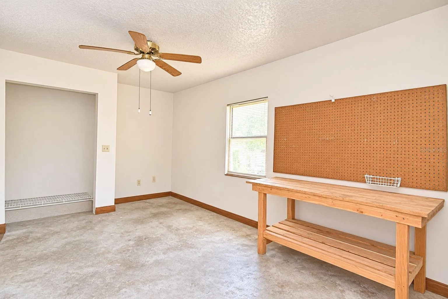4th Bedroom/Office/Inside Workshop